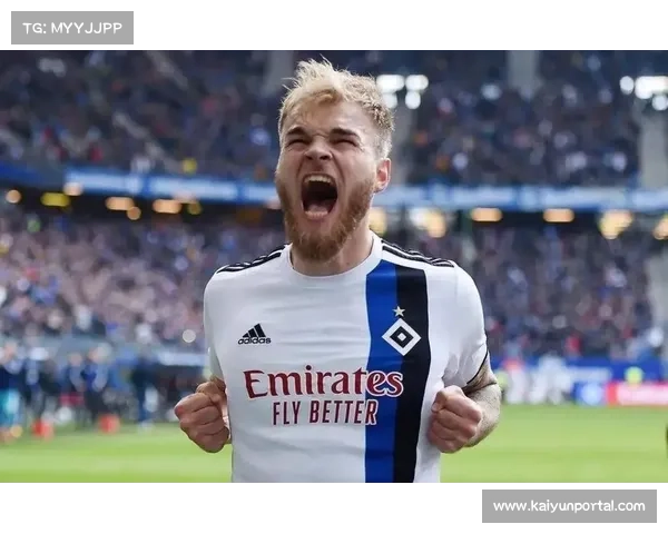 成都蓉城面临后防核心莱切特离队,新赛季阵容需重组 成都蓉城面临后防核心莱切特离队,新赛季阵容需重组